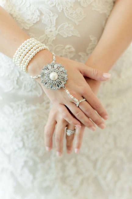 Объемный браслет для невесты