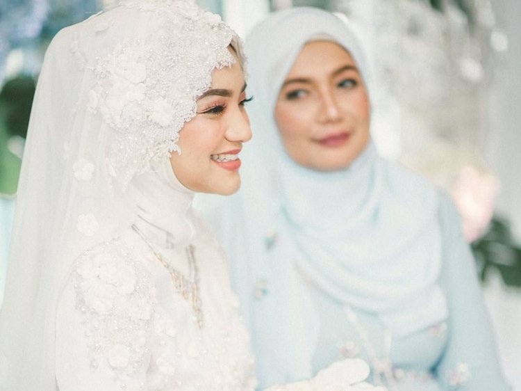 Мусульманская невеста в хиджабе