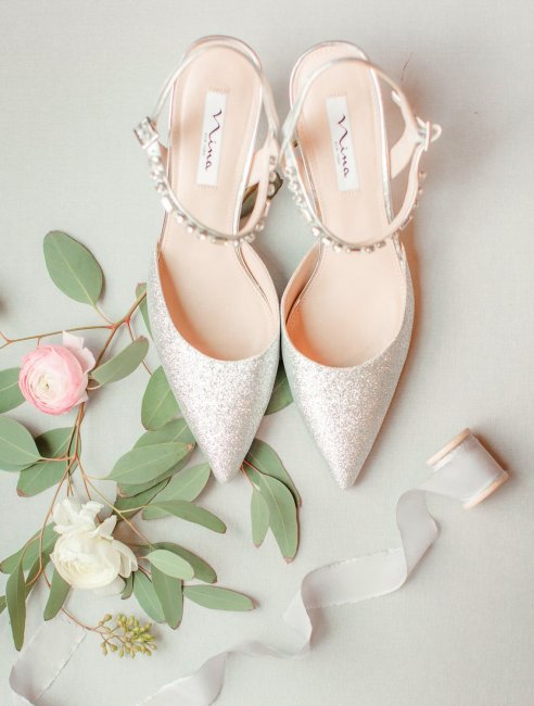 Блестящие туфли на свадьбу 2023