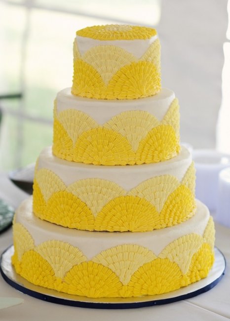 Торт для желтой свадьбы