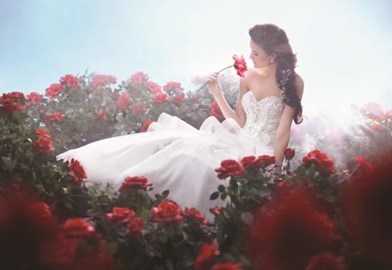 Невеста с аленьким цветочком