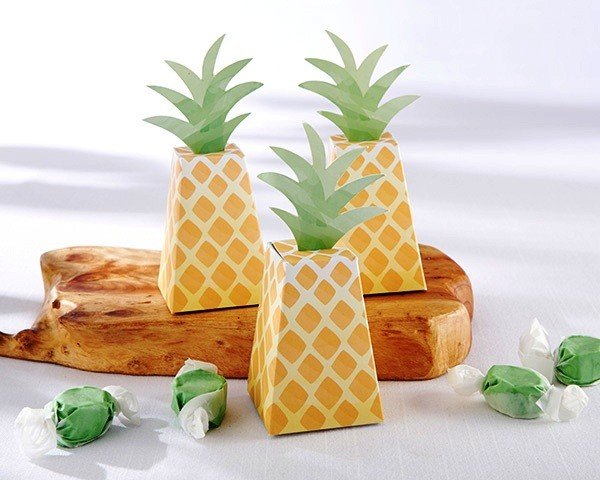 Коробочки-бонбоньерки в виде ананасов